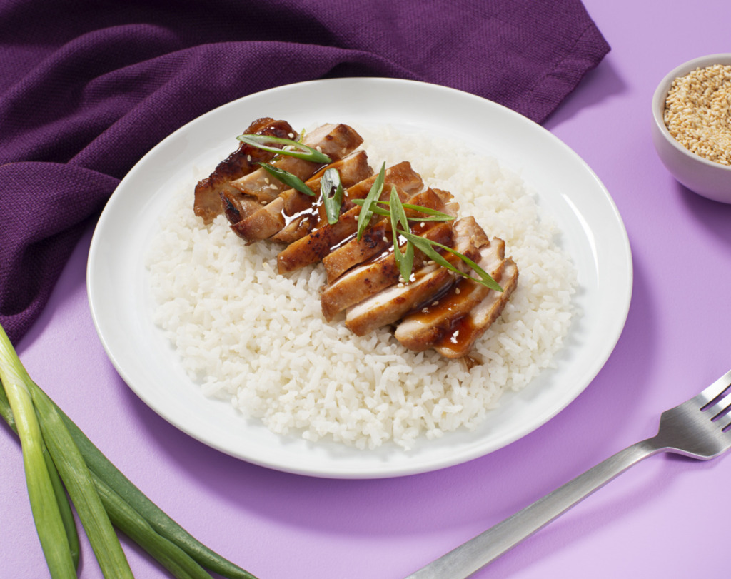 jasmine rice and chicken with soy and ginger