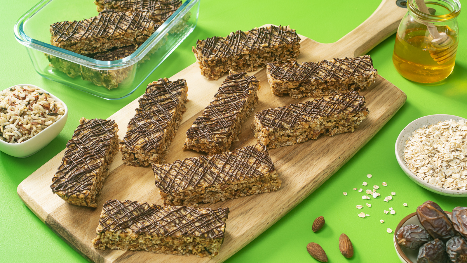 Peanut Butter, Chocolate and Rice Granola Bars | Minute® Rice