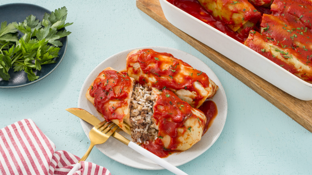 stuffed-cabbage-rolls-with-white-rice