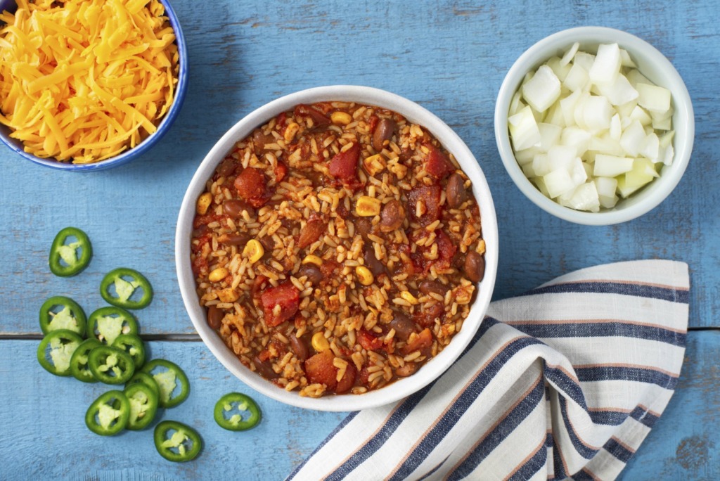 Vegetarian-Chili-with-Pinto-Beans-corn-diced-jalapenos-and-cheddar-cheese