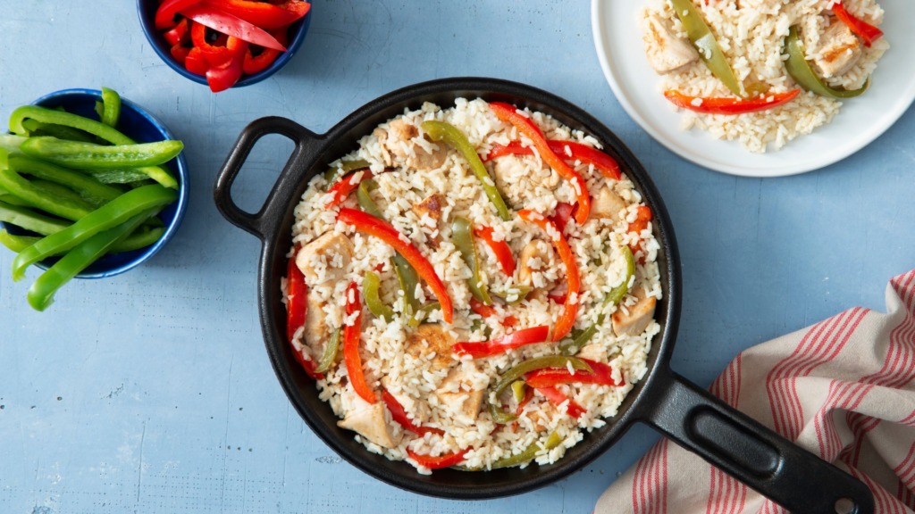 zesty-chicken-and-rice-skillet-with-bell-peppers-and-instant-rice