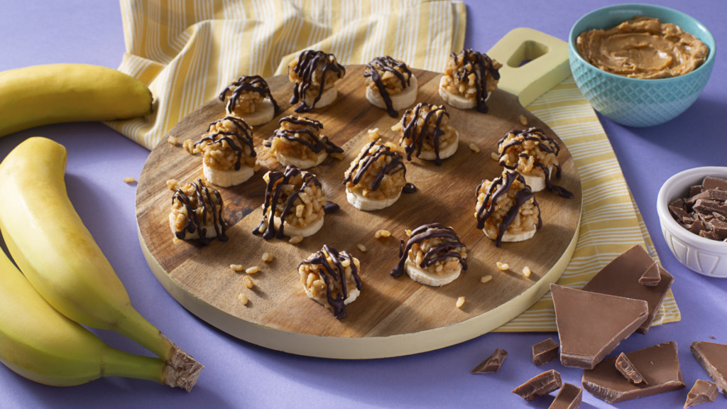 rice-bites-with-peanut-butter-chocolate-chips-and-banana