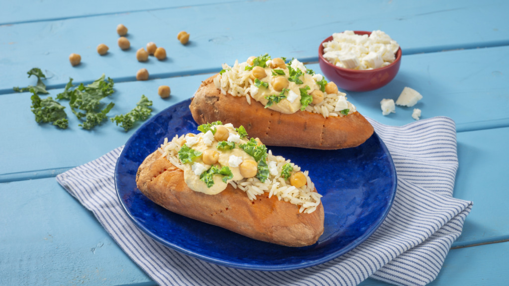 Power-Rice-Stuffed-Sweet-Potato-with-chickpeas-hummus-and-rice