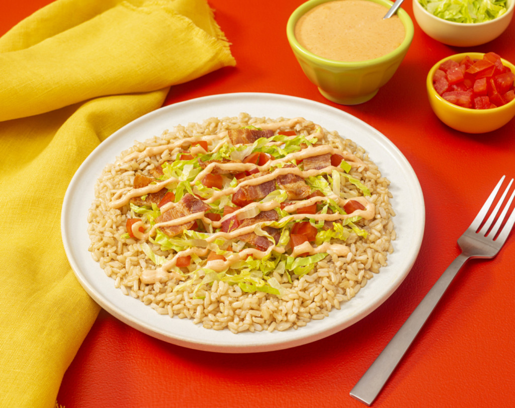 blt-bowl-with-brown-rice-and-sriracha