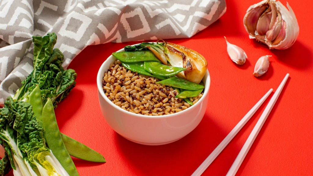 Quinoa and brown rice with stirfried vegetables